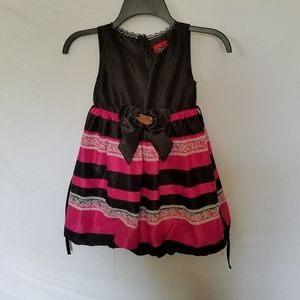 Hello Kitty Size 6 Dress Gown